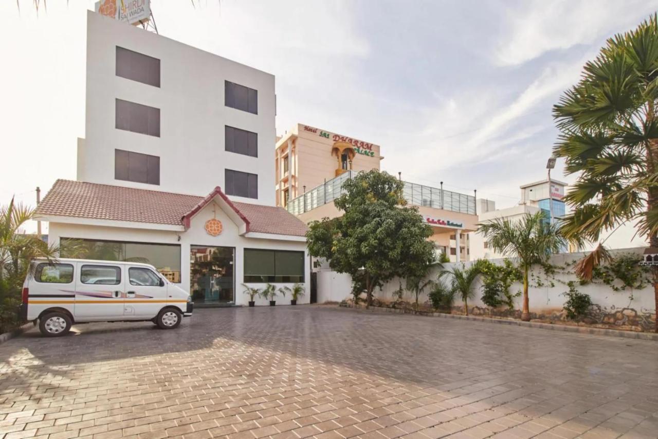 Hotel Shirdi Sai Wada Esterno foto